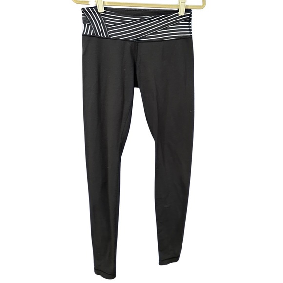 Lululemon Leggings Size 8 Black and White Waist Pattern - Picture 1 of 11